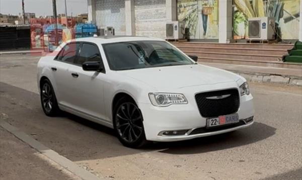 Chrysler 300 2018 for sale in Iraq - Basra